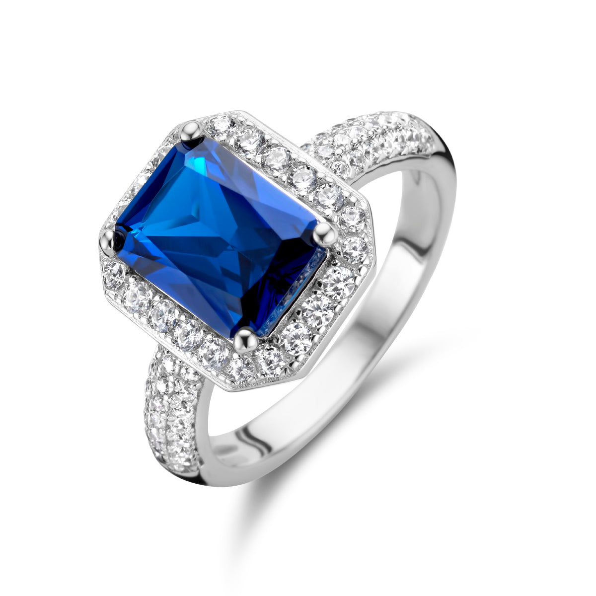 Ring blue and white zirconia